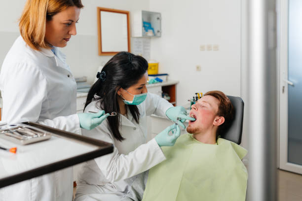 Best Emergency Tooth Extraction in Orange City, FL